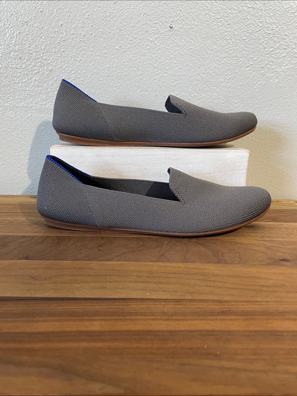 Rothy’s Gray Textured Knit Loafers Flats Sz 8.5 Slip On Washable Comfort Shoes